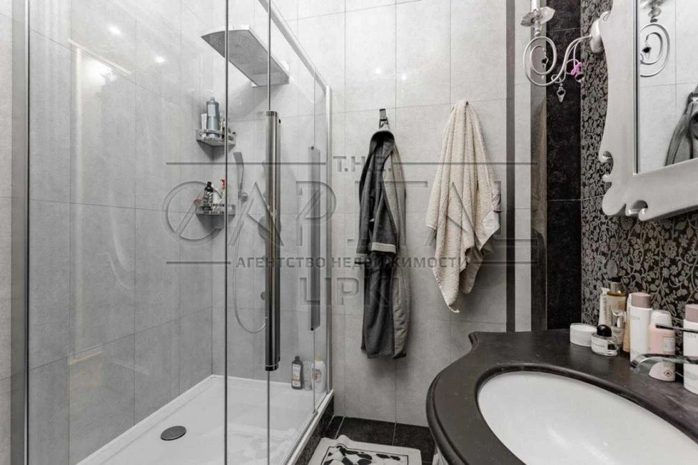 Продаж квартири 169м2 вул. Франка, ЖК Ambassador House, Шевч