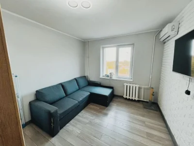 Продам1 ком.квартиру-смарт с ремонтом по пр.Слобожанскому 1