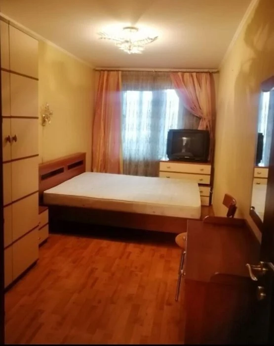 3-room apartment for sale Metro Darnytsia, Darnytskyi Boulevard, 4A