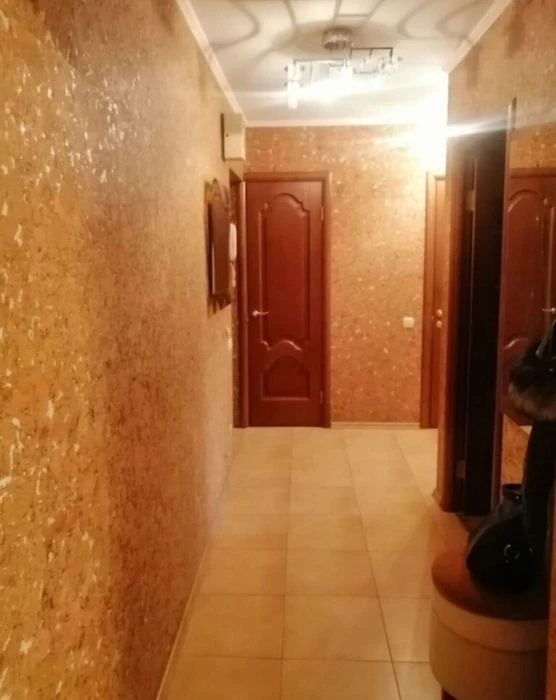 3-room apartment for sale Metro Darnytsia, Darnytskyi Boulevard, 4A