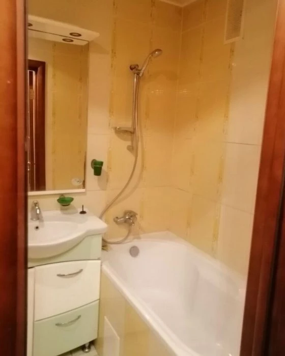 3-room apartment for sale Metro Darnytsia, Darnytskyi Boulevard, 4A