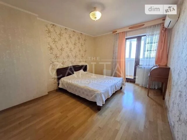 Sale of 2-room apartment 85 sq. m. on Mykhaylo Maksimovicha st. 3G •