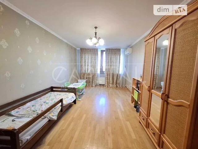 Sale of 2-room apartment 85 sq. m. on Mykhaylo Maksimovicha st. 3G •
