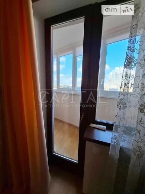 Sale of 2-room apartment 85 sq. m. on Mykhaylo Maksimovicha st. 3G •