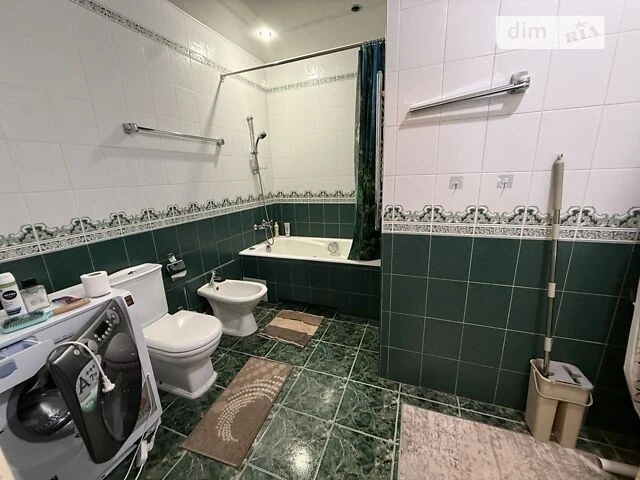 Sale of 3-room apartment 96.3 sq. m on Academician Vernadsky Blvd.