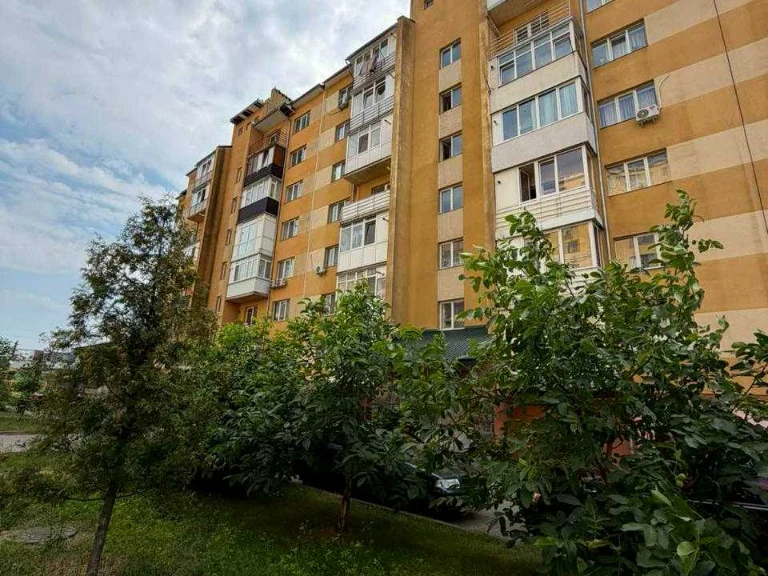 Квартира. Івано-Франківськ, Олександра Довженка вул.
