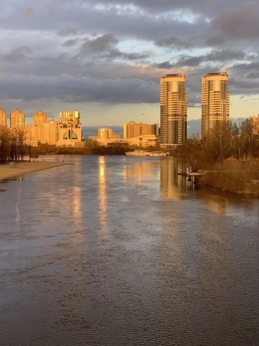 Supervidova on Dnipro, 2k, Metro Livoberezhna, residential complex Sonyachna Riv
