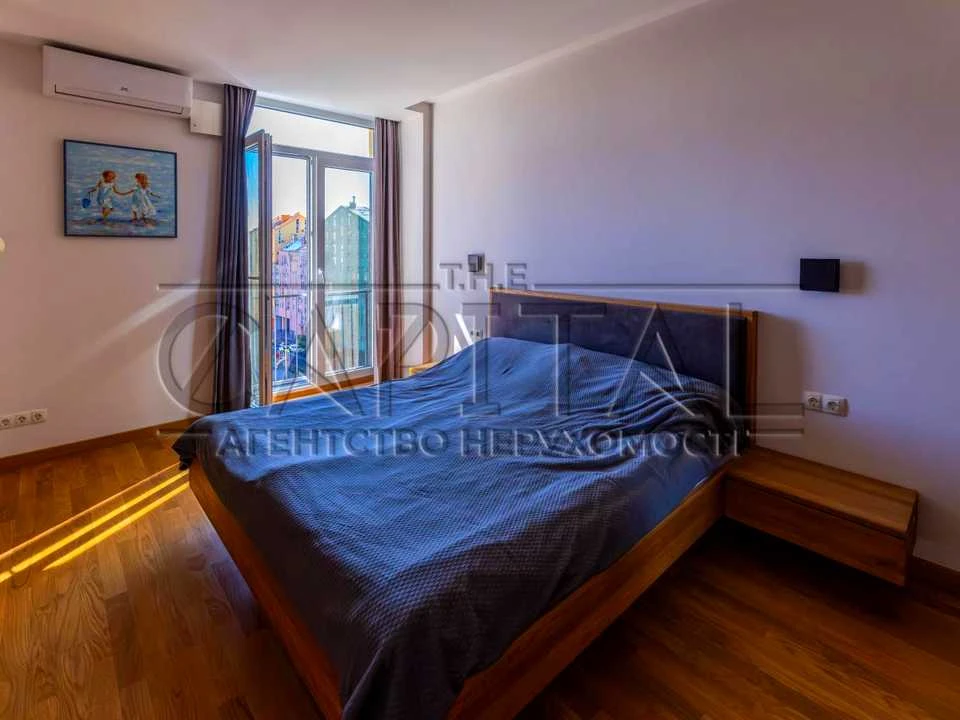 Apartment. Kyiv, Regeneratorna St., 4 k