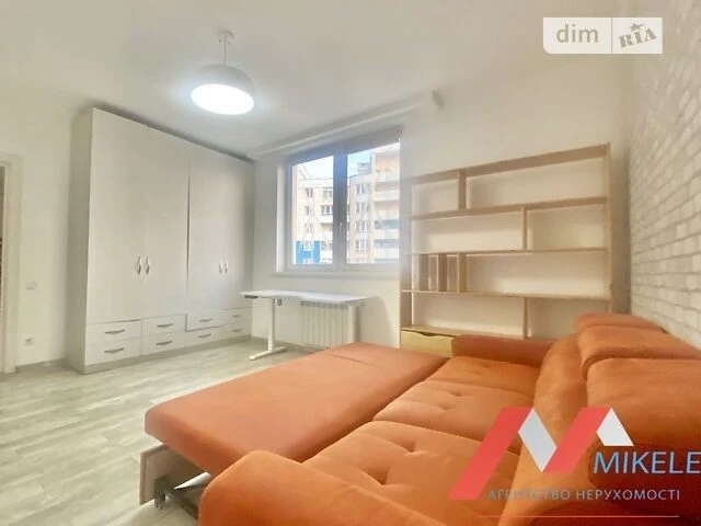 Продаж 2к квартири 78.2 кв. м на вул. Авіаконструктора Ігоря