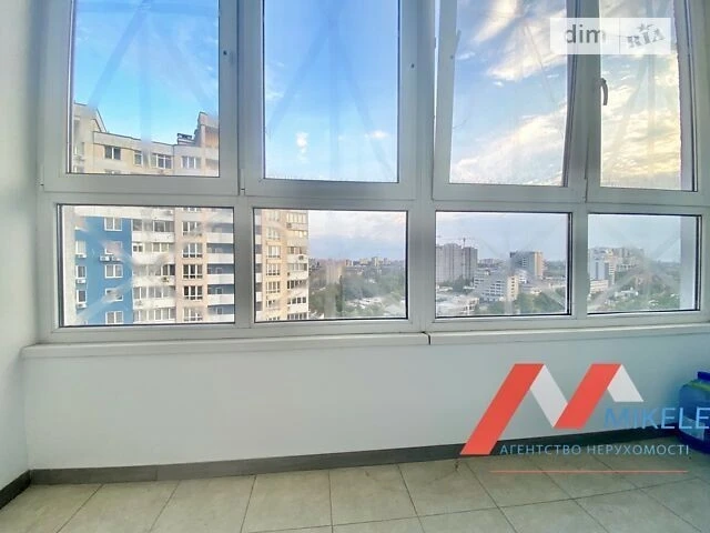 Продаж 2к квартири 78.2 кв. м на вул. Авіаконструктора Ігоря
