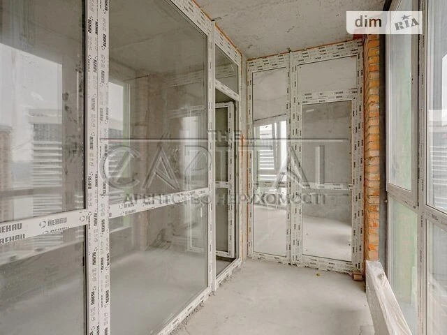 For sale 2-room apartment 68 sq. m on Dniprovska embankment 13 • ID 3469