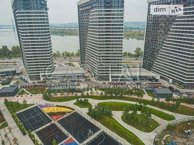 For sale 2-room apartment 68 sq. m on Dniprovska embankment 13 • ID 3469