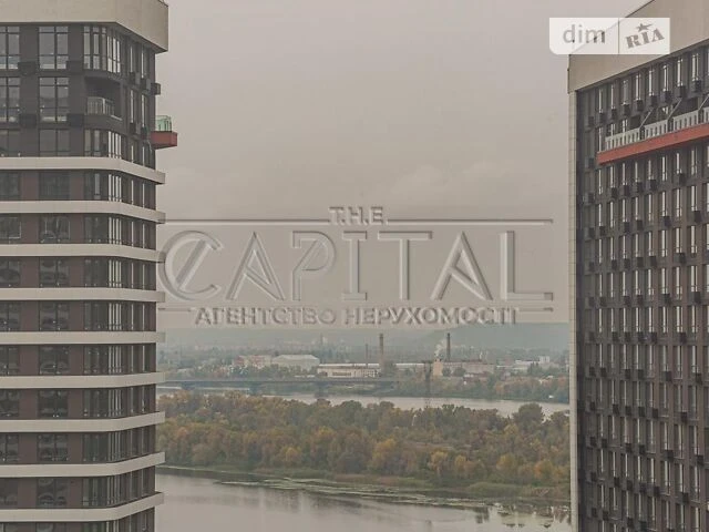 For sale 2-room apartment 68 sq. m on Dniprovska embankment 13 • ID 3469