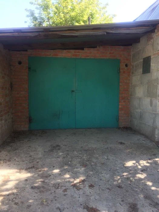 продам гараж в центрі міста
