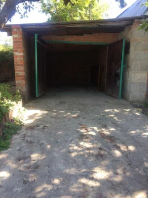 продам гараж в центрі міста
