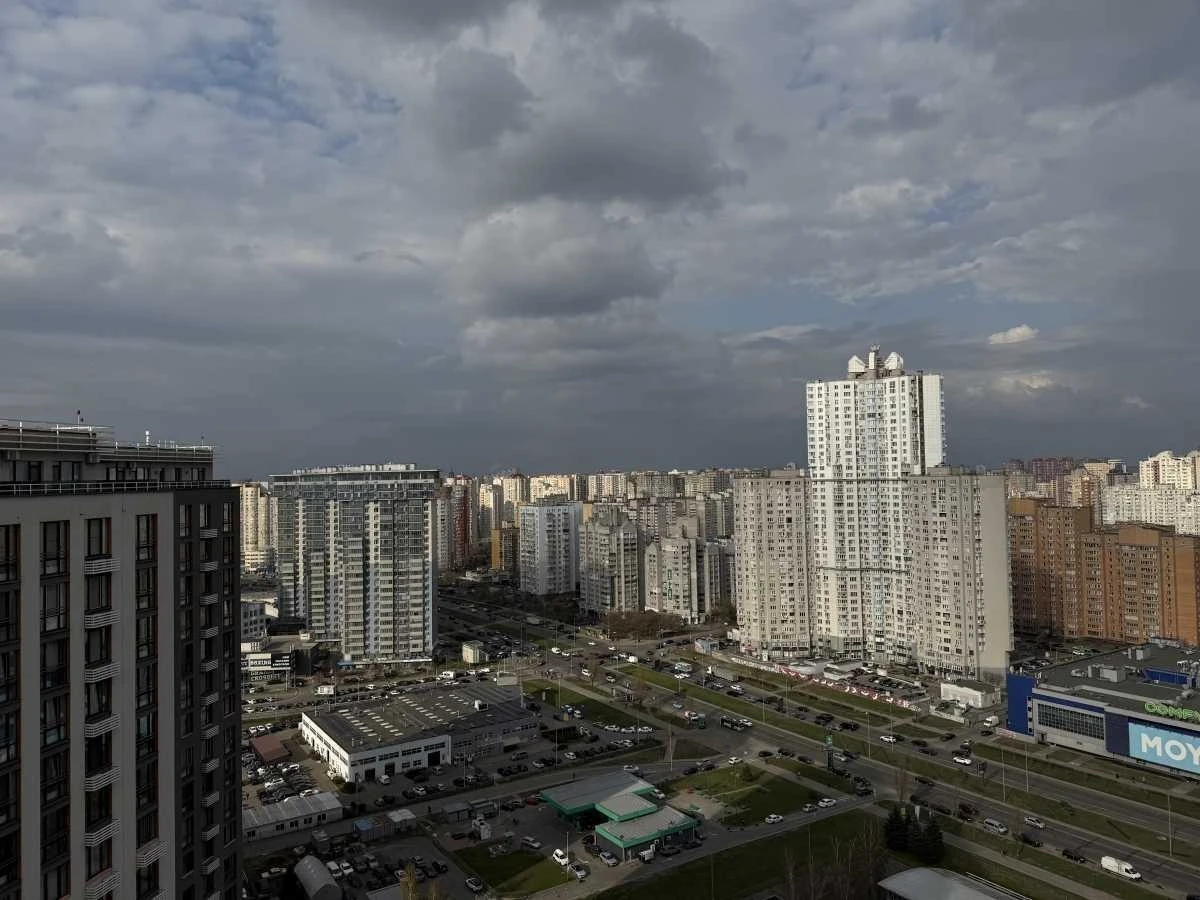 5-room apartment for sale 156 m², Dniprovska embankment, 18b