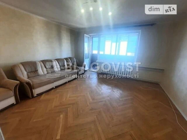 Sale of 4-room apartment 100 sq. m on 6A Staronavodnytska Street • I