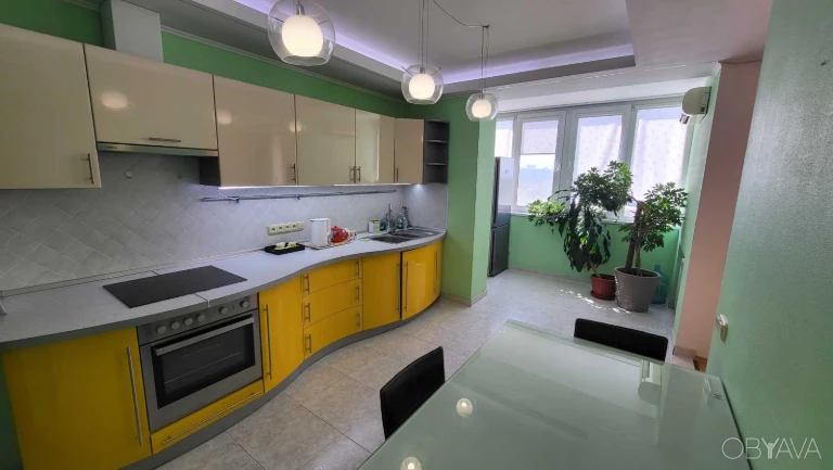 4-комнатная квартира, 112.00 кв.м