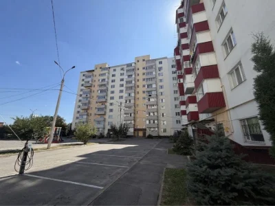 Продаж 3 кімнатної квартири у хорошій локаціі