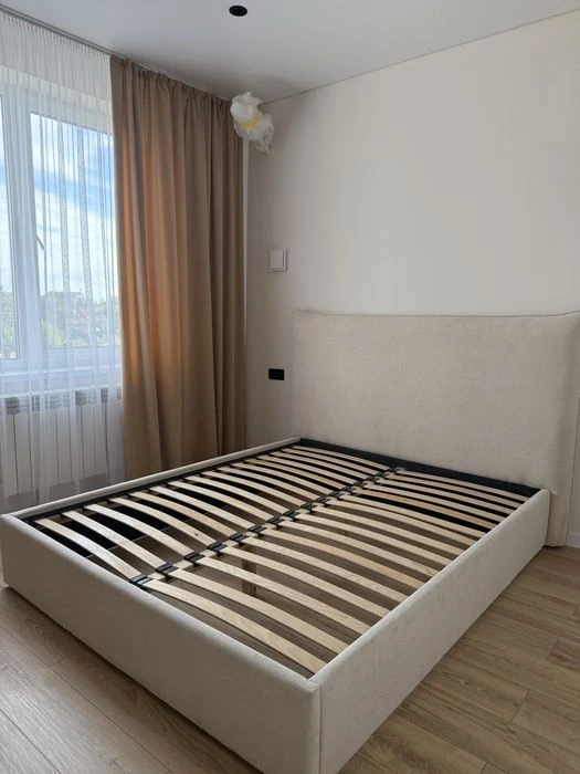 Продаж 2 кімнатноі квартири в центрі міста