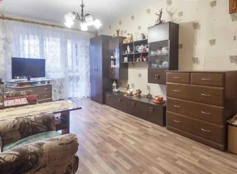 Продам 2 к кв Баварія (Бавария)