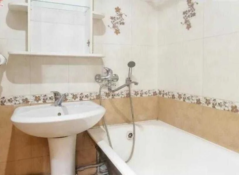 Продам 2 к кв Баварія (Бавария)