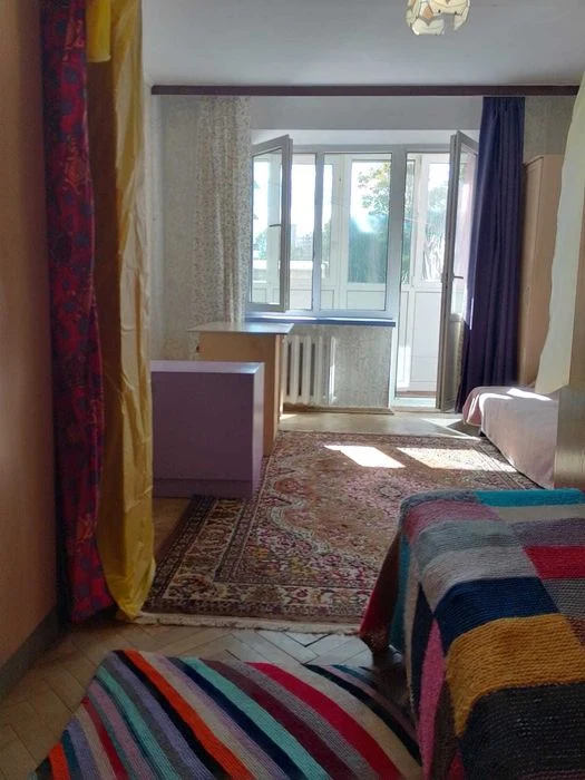 Продаж 1к квартири біля метро Святошин