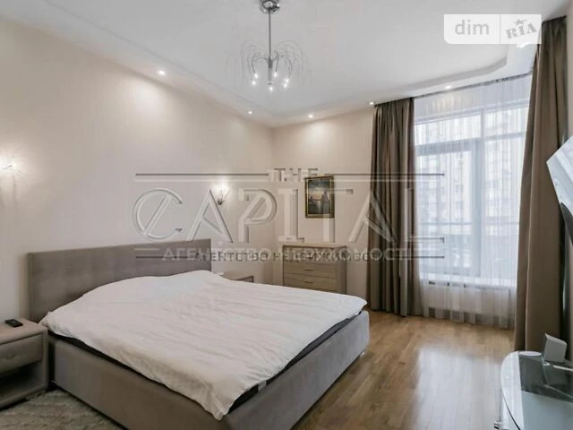 Продаж 3к квартири 100 кв. м на вул. Раїси Окіпної 18 • ID 3