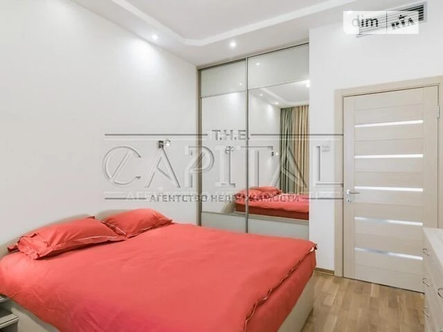 Продаж 3к квартири 100 кв. м на вул. Раїси Окіпної 18 • ID 3