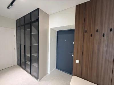 Продаж 2-кімнатної укомплектованої квартири з дизайнерським