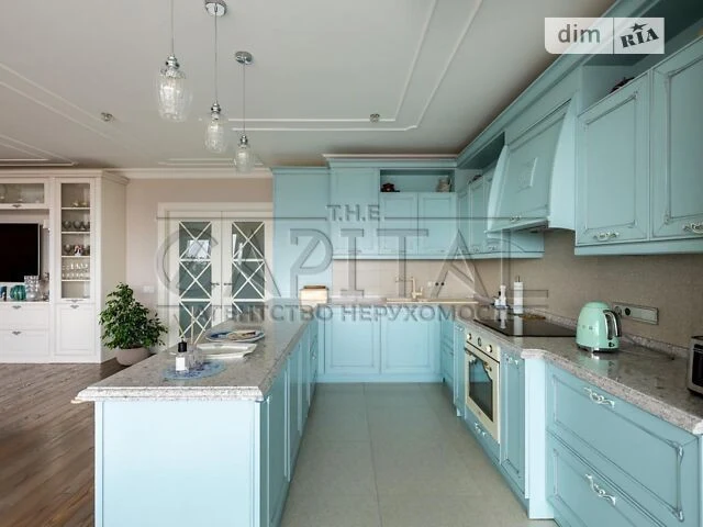 Sale of 4-room apartment 188 sq. m. on Yuliya Zdanovskaya Street 71-G •