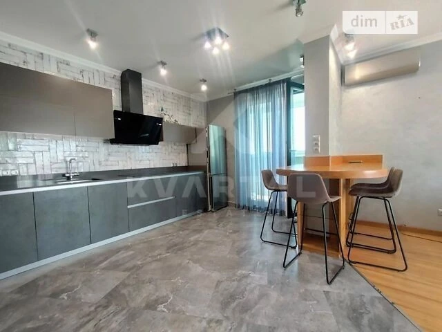 Продаж 2к квартири 67 кв. м на вул. Андрія Аболмасова 4 • ID