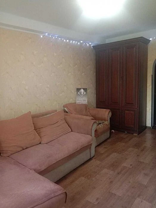 Продам 3-кімнатну квартиру по вул. Гоголя, Олександрівський
