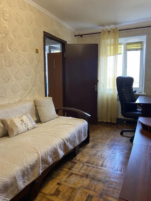 Продажа 3 комнатной квартиры ул.  Днепровское шоссе