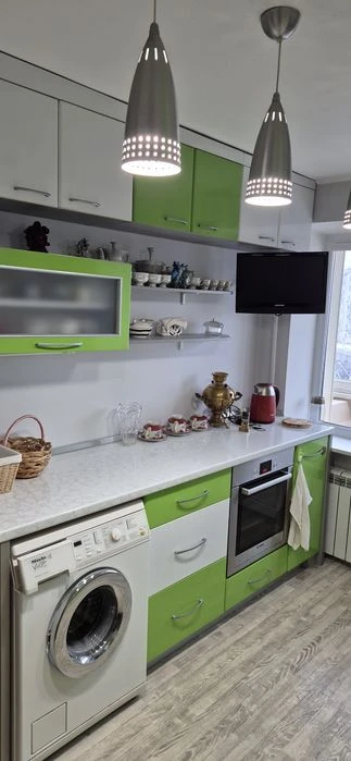 Продам Шикарну 3 кімнатну квартиру в центрі міста на Харківс