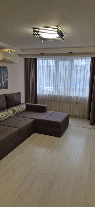 Продам Шикарну 3 кімнатну квартиру в центрі міста на Харківс