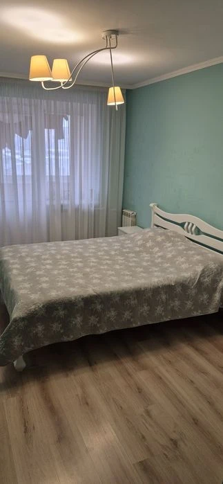 Продам Шикарну 3 кімнатну квартиру в центрі міста на Харківс