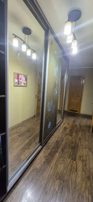 Продам 2 кімнатну квартиру в центрі міста на Засумській 10а