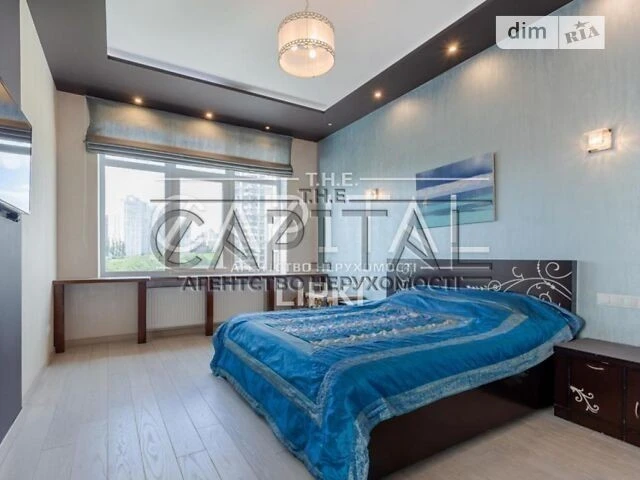 Продаж 3к квартири 90 кв. м на вул. Андрія Верхогляда 20 • I