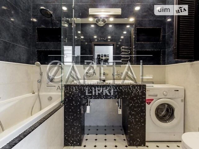 Продаж 3к квартири 90 кв. м на вул. Андрія Верхогляда 20 • I