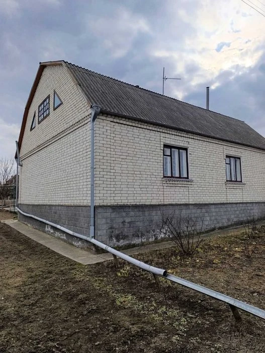 Продаж хорошого будинку