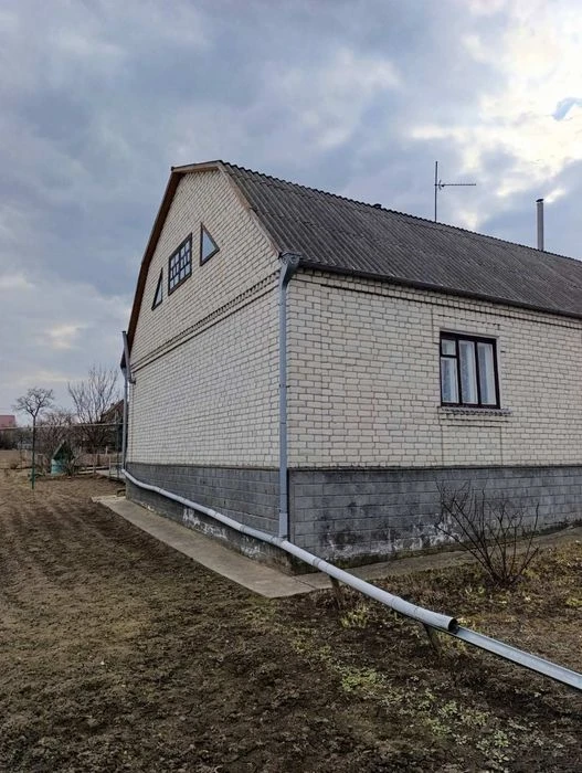 Продаж хорошого будинку
