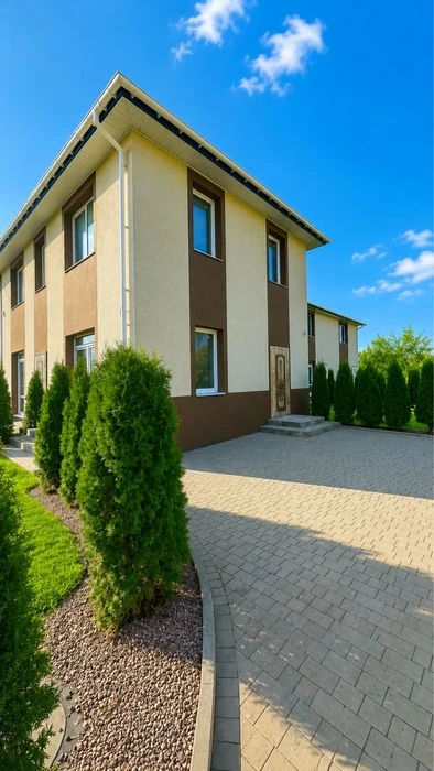 Продаж таунхауса у місті Луцьк 5 хв до Центру