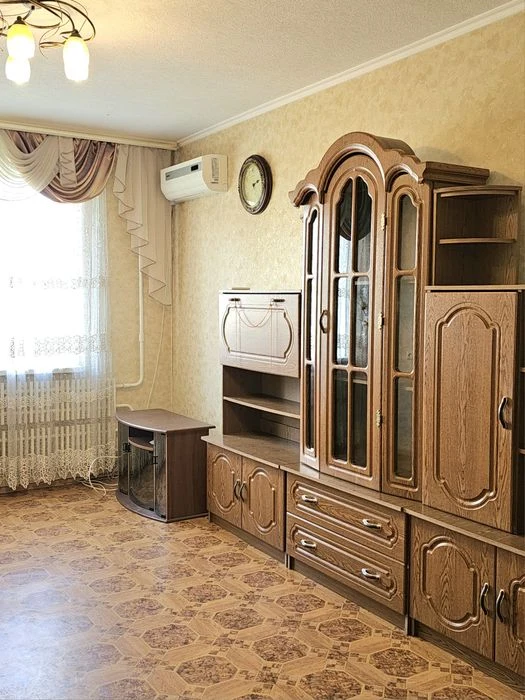 Продаётся 2 к.кв. Северная Салтовка МЖК 8/12 с ремонтом