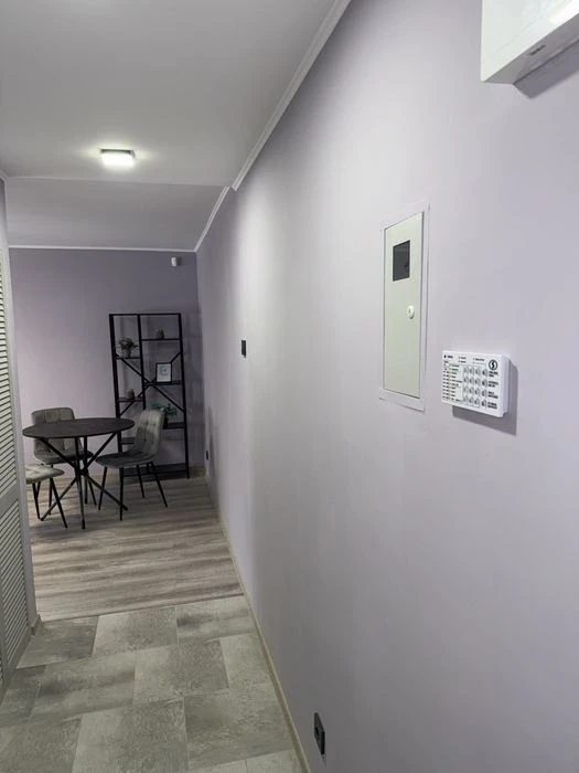 Продам 2 комнатную квартиру с ремонтом, мебелью и техникой.