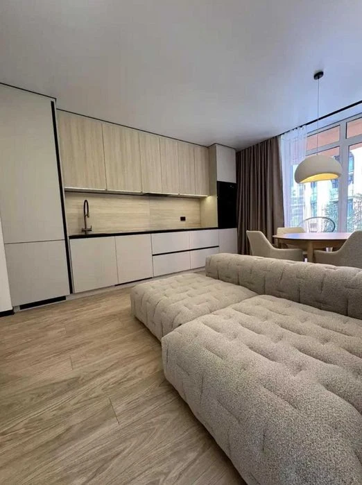 Продаж 1к квартира ЖК Республіка 47м2 2п Голосіїіський р-н з