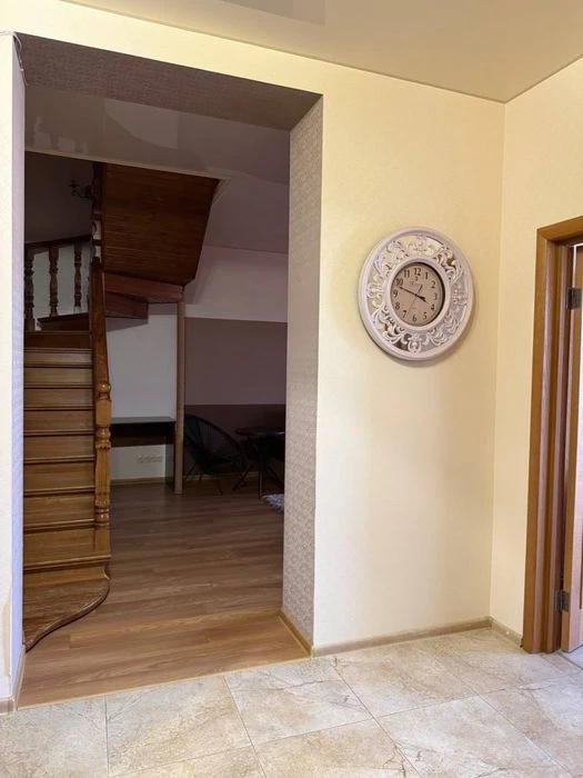 Продаж квартири. Площа 104 м2