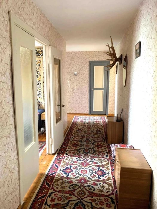 |  Продаж 3-кімнатної квартири • Боярка • Цегляний будинок •