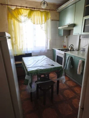 3к на Лушпи біля Атріуму,меблі,техніка,житловий стан