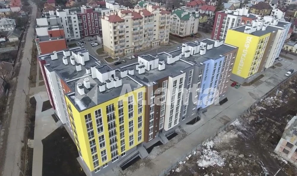 Продаж 1 кімнатних  новобудов на Київській